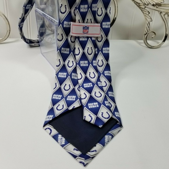 Indianapolis Colts 100% Silk Necktie F16-0266P - Picture 3 of 5